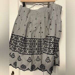 Talbots Black and White Striped Searsucker Eyelet Pleat Cotton A-Line Skirt